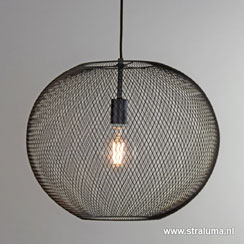 Tranquil Dawn | creativity | Zwarte hanglamp bol van gaas Tranquil Dawn | creativity | Zwarte hanglamp bol van gaas